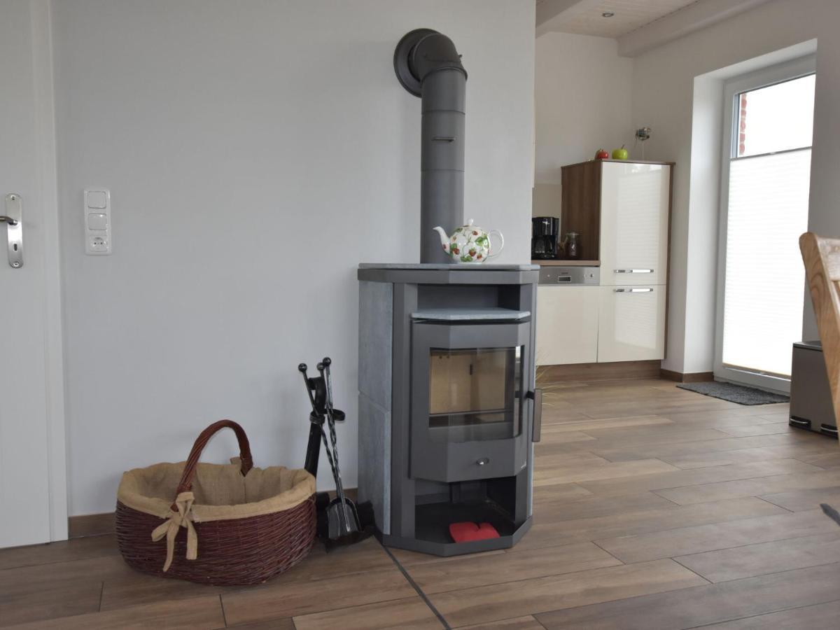 Cozy Holiday Home In Gross Schwansee With Sauna エクステリア 写真